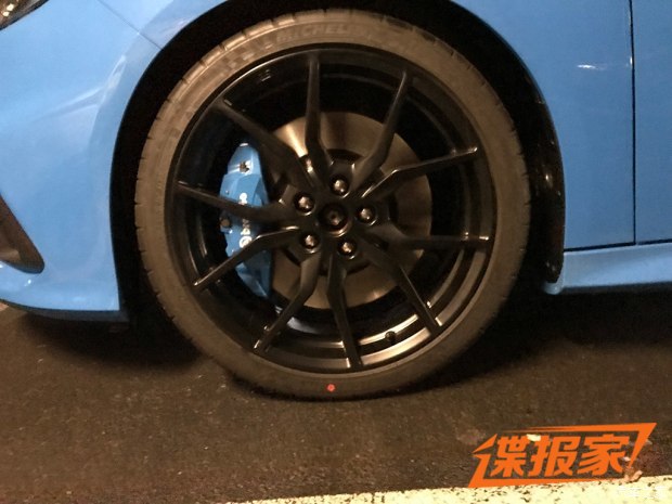 2018日內(nèi)瓦車展探館：?？怂筊S限量版